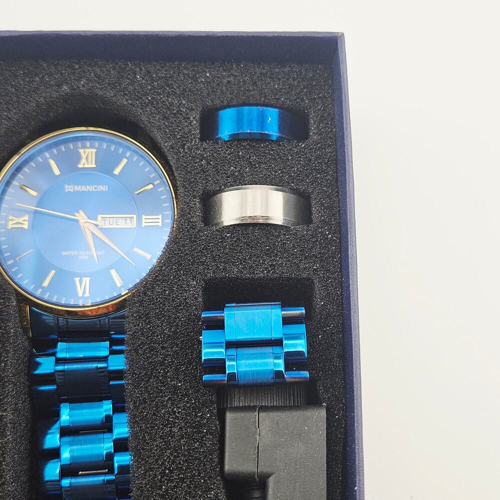 Mancini Roman Numeral Watch Gold & Metallic Blue Link Band Gift Set Bold NEW - Picture 4 of 5